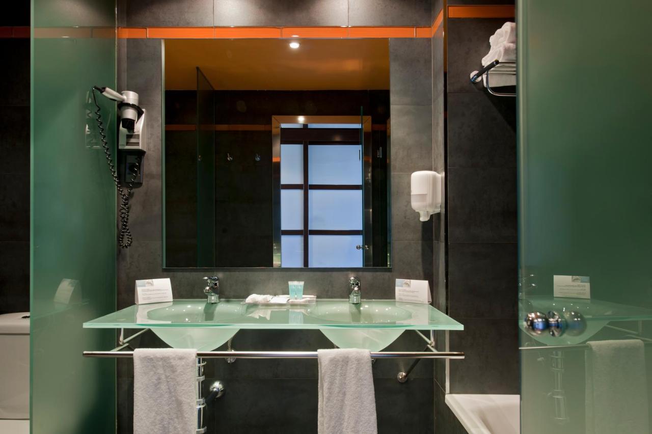Eurostars Reina Felicia Hotel Jaca Buitenkant foto