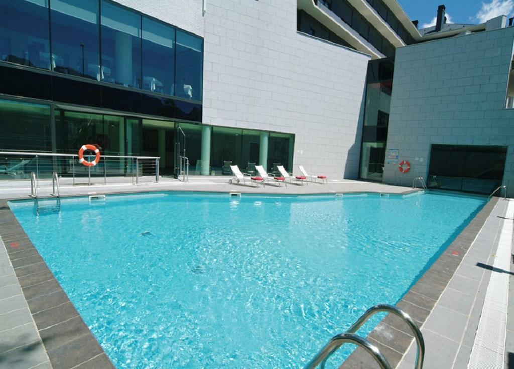 Eurostars Reina Felicia Hotel Jaca Buitenkant foto