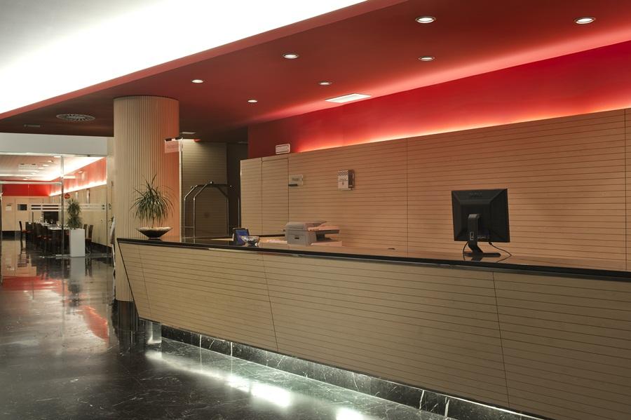 Eurostars Reina Felicia Hotel Jaca Buitenkant foto