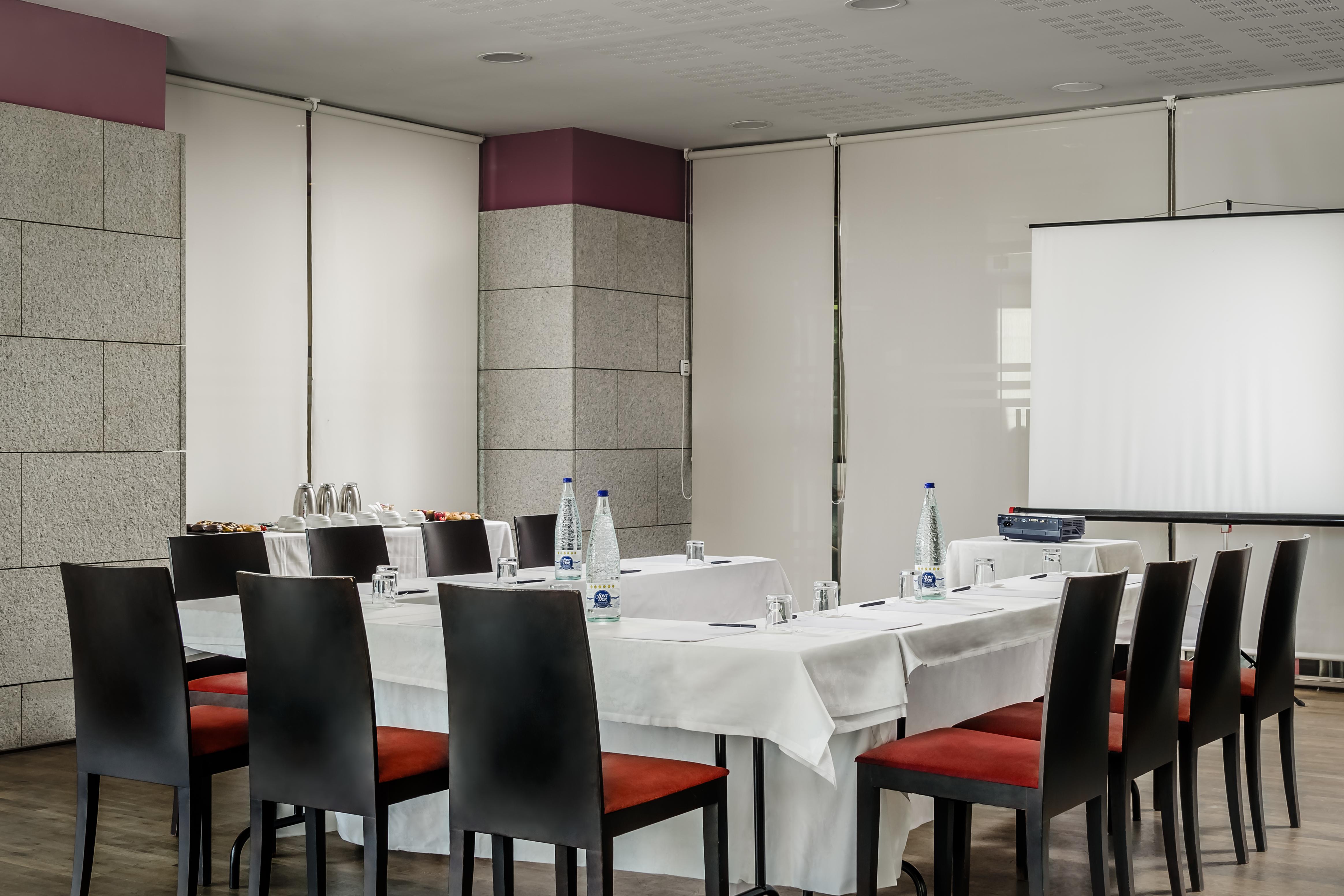 Eurostars Reina Felicia Hotel Jaca Buitenkant foto