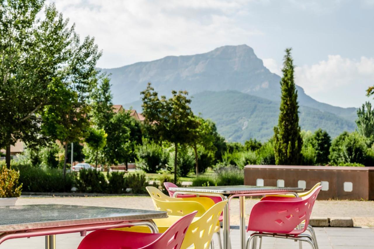 Eurostars Reina Felicia Hotel Jaca Buitenkant foto